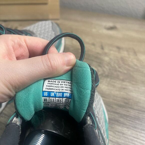 Mizuno Wave Paradox 2 Running Shoes Sneakers Size 8 - Picture 6 of 7